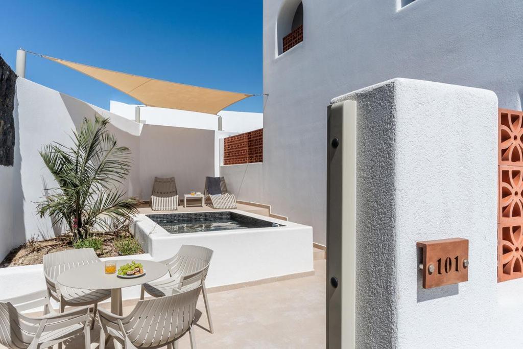 Peranosa The Residency Aparthotel Agios Georgios  Ngoại thất bức ảnh
